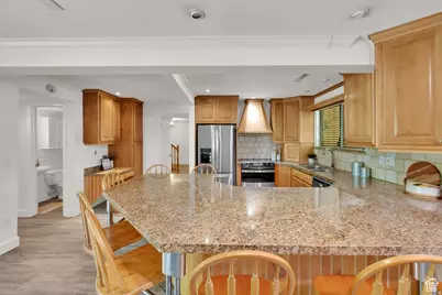 3240 Shadowbrook Dr, Provo, UT 84604 - Photo 4