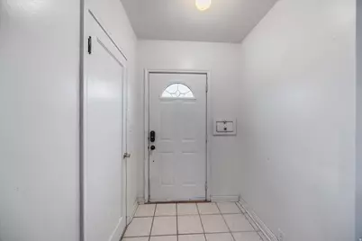 79 E 600 N, Tooele, UT 84074 - Photo 2