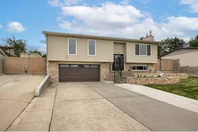 7755 S 1130 E, Midvale, UT 84047 - Photo 2