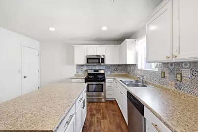266 N 725 E, Vineyard, UT 84059 - Photo 4