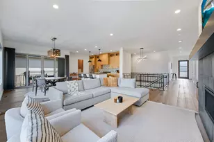 657 E Vandalay Ln S, Draper, UT 84020 - Photo 10