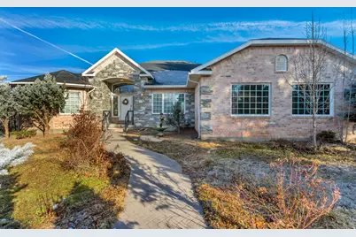 741 E 2200 N, North Logan, UT 84341 - Photo 2