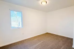 327 E 300 S, Gunnison, UT 84634 - Photo 14
