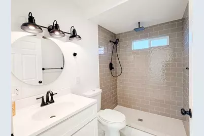 327 E 300 S, Gunnison, UT 84634 - Photo 16