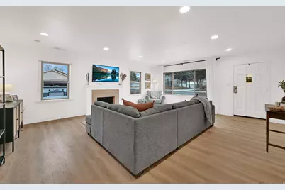 696 S Locust Ave, Pleasant Grove, UT 84062 - Photo 6