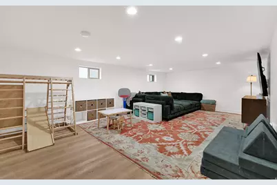 696 S Locust Ave, Pleasant Grove, UT 84062 - Photo 24