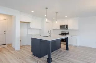 2846 N Purpletop Ln, Saratoga Springs, UT 84045 - Photo 8