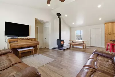 169 N 470 E, Manti, UT 84642 - Photo 2