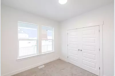 893 N Banner Dr #613, Saratoga Springs, UT 84045 - Photo 4