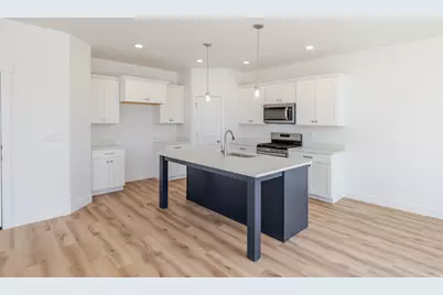 893 N Banner Dr #613, Saratoga Springs, UT 84045 - Photo 6