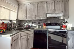 226 S 700 E, Price, UT 84501 - Photo 4