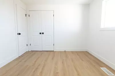 2237 N 125 W, Sunset, UT 84015 - Photo 14