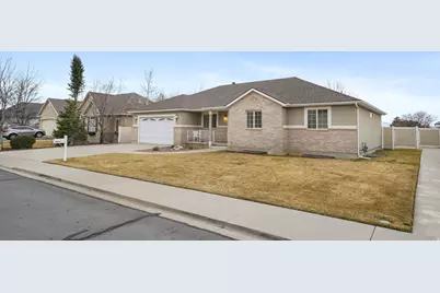 551 N 900 E, Orem, UT 84097 - Photo 2