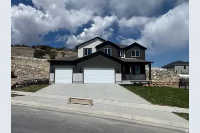 3605 E Lakota Dr #602, Eagle Mountain, UT 84005 - Photo 2