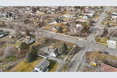 9 S 200 W, Smithfield, UT 84335 - Photo 44