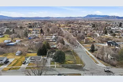 9 S 200 W, Smithfield, UT 84335 - Photo 40