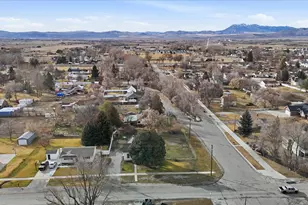 9 S 200 W, Smithfield, UT 84335 - Photo 40