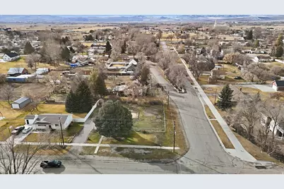 9 S 200 W, Smithfield, UT 84335 - Photo 38