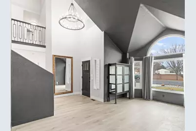 9943 S 3200 W, South Jordan, UT 84095 - Photo 8