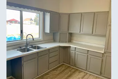 25 S 100 E, Redmond, UT 84652 - Photo 8