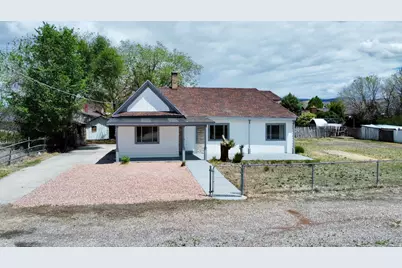 25 S 100 E, Redmond, UT 84652 - Photo 2