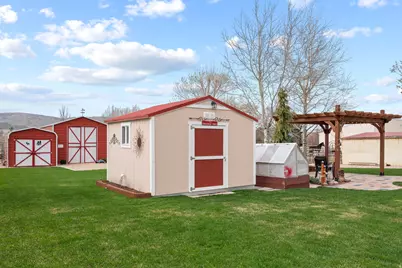 366 S 200 E, Mona, UT 84645 - Photo 26