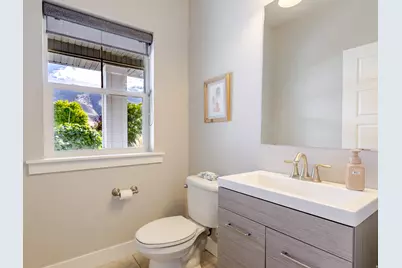 579 S 850 E, River Heights, UT 84321 - Photo 16