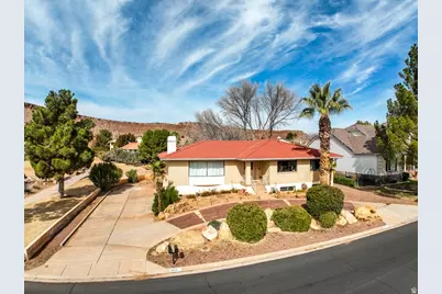 1054 W Wesley Powell, Saint George, UT 84790 - Photo 2