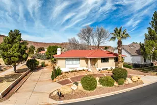 1054 W Wesley Powell, Saint George, UT 84790 - Photo 2
