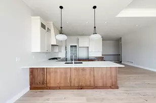 4293 N Cortona Ln, Lehi, UT 84048 - Photo 4