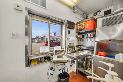 3090 W 3500 S, West Valley, UT 84119 - Photo 18