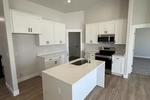 2288 E Sego Liliy Dr, Eagle Mountain, UT 84005 - Photo 2