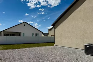 2288 E Sego Liliy Dr, Eagle Mountain, UT 84005 - Photo 16