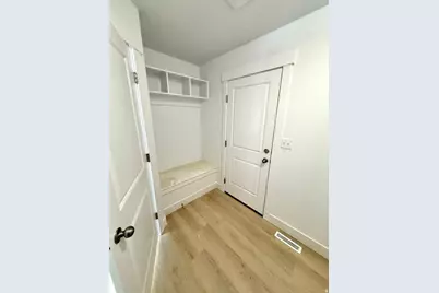 2288 E Sego Liliy Dr #508, Eagle Mountain, UT 84005 - Photo 8