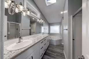 55 E Mt Peale Dr, Moab, UT 84532 - Photo 22