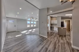 55 E Mt Peale Dr, Moab, UT 84532 - Photo 12