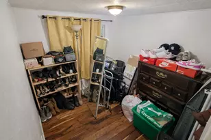 8812 S Stratford Cir, Sandy, UT 84070 - Photo 10