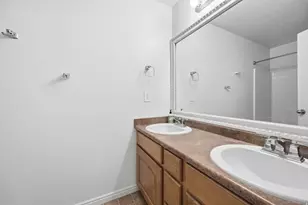 1138 N Kensington Dr, North Salt Lake, UT 84054 - Photo 32