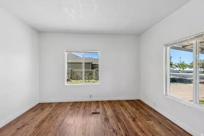 496 S 200 E, Enterprise, UT 84725 - Photo 12