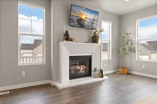 1325 E Desert Peak, Eagle Mountain, UT 84005 - Photo 8