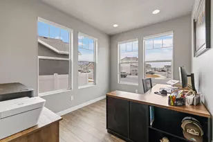 1325 E Desert Peak, Eagle Mountain, UT 84005 - Photo 4