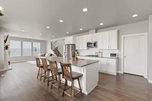 1325 E Desert Peak, Eagle Mountain, UT 84005 - Photo 12