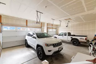 1325 E Desert Peak, Eagle Mountain, UT 84005 - Photo 30