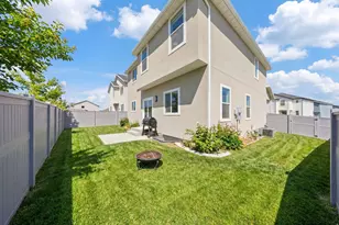 4799 E Breezy Patch Rd, Eagle Mountain, UT 84005 - Photo 28