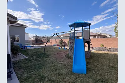 429 E Treasure Rd, Washington, UT 84780 - Photo 30