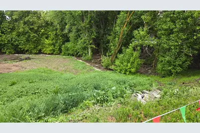 265 S 400 W #2, Hyrum, UT 84319 - Photo 2