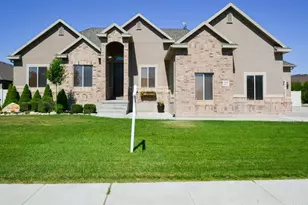 12472 S Freedom Hill Way, Herriman, UT 84096 - Photo 2