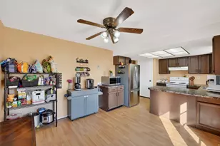 911 S 1500 E, Clearfield, UT 84015 - Photo 10