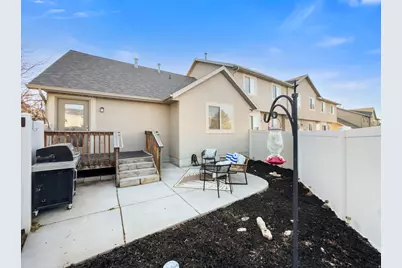 214 W Crescent View Ln N #109, Tooele, UT 84074 - Photo 14