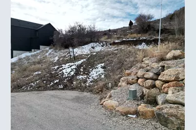 697 N Lochwood Dr #90, Garden City, UT 84028 - Photo 8